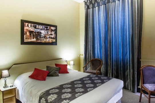 HOTEL LES TILLEULS
