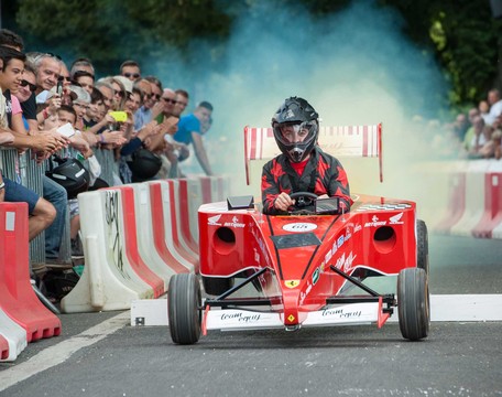 LA DESCENTE INFERNALE